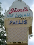 jimi's ice cream pallis in downtown royal oak