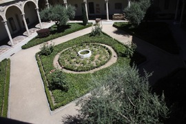 the courtyard of the museo de santa cruz