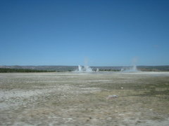 geysers in yellowstone